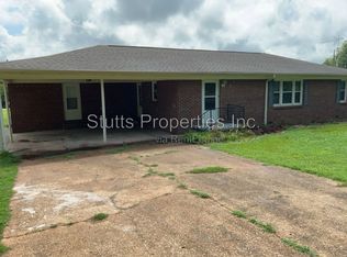 906 King Ave, Tuscumbia, AL 35674