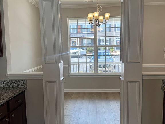 3rd image of 34 Swade Way