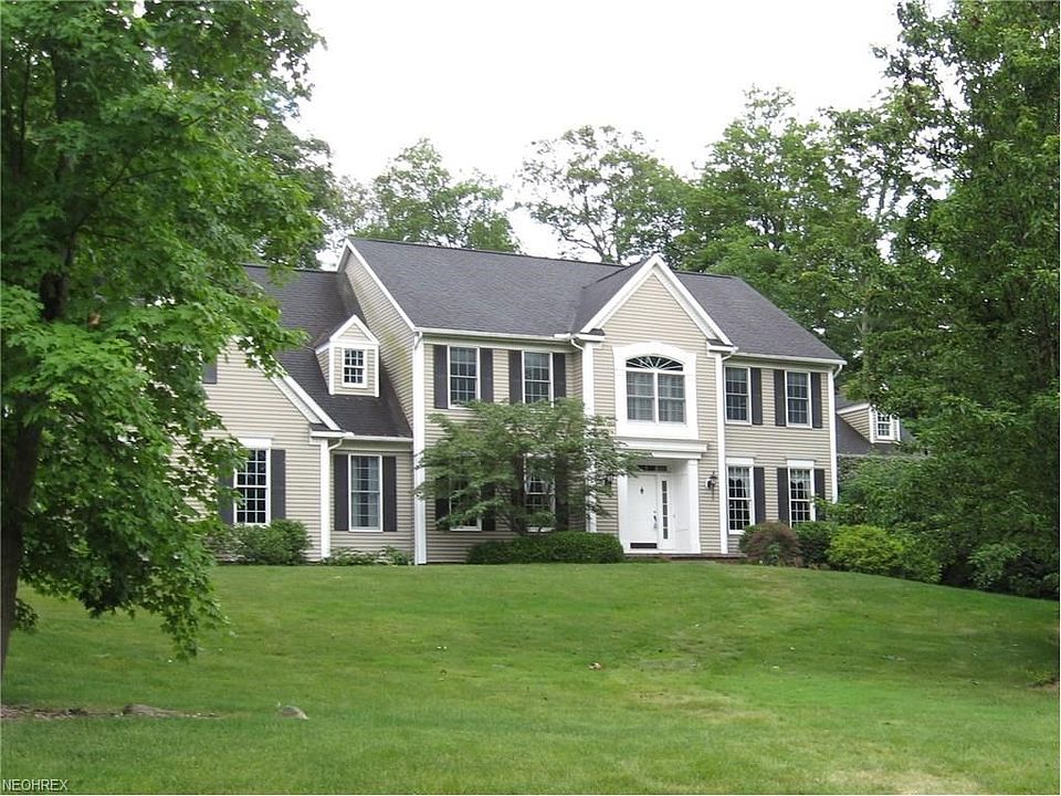 1st image of 4532 Forest Brooke Ct N