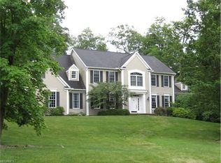4532 Forest Brooke Ct N, Richfield, OH