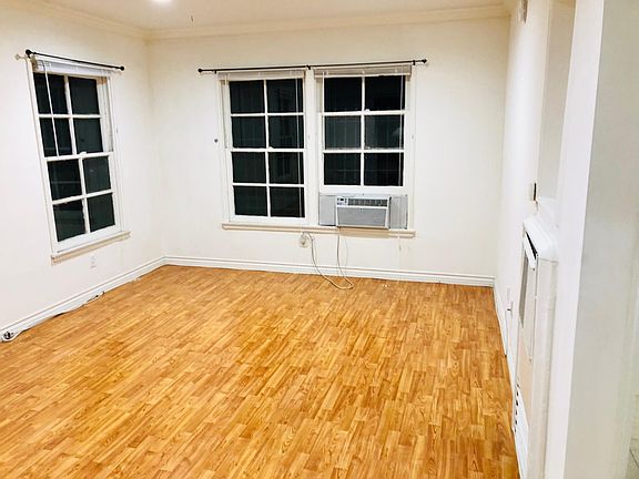2nd image of 309 N Sycamore Ave APT 32