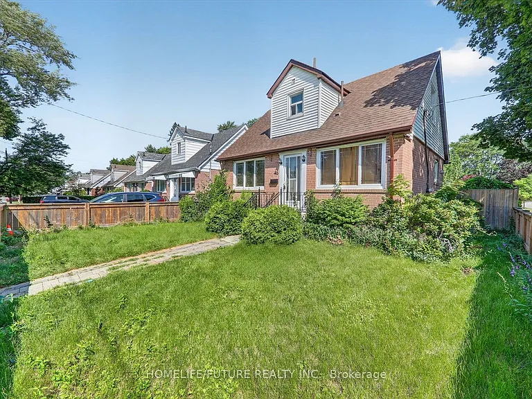 46 Stamford Sq N — Photo 4