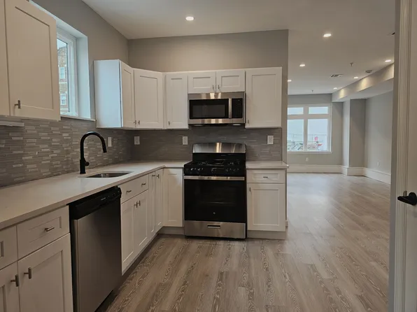 30 Auburn St #2, Paterson, NJ 07501