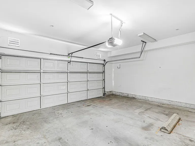 8729 Willis Ave. — Photo 26