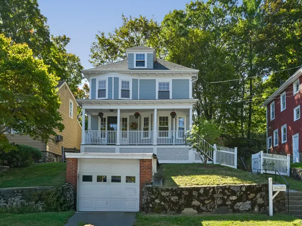 32 Charles St, Wakefield, MA 01880