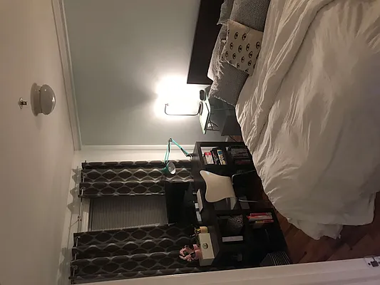 Rented by Metropolis International Realty Inc. | media 9