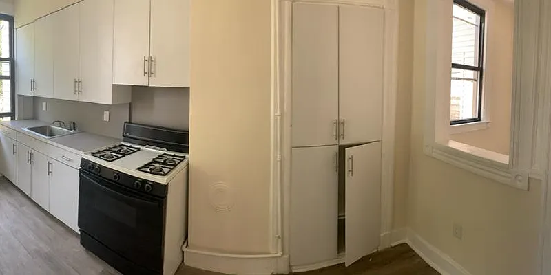 Rented by EZ Sell Realty | media 12