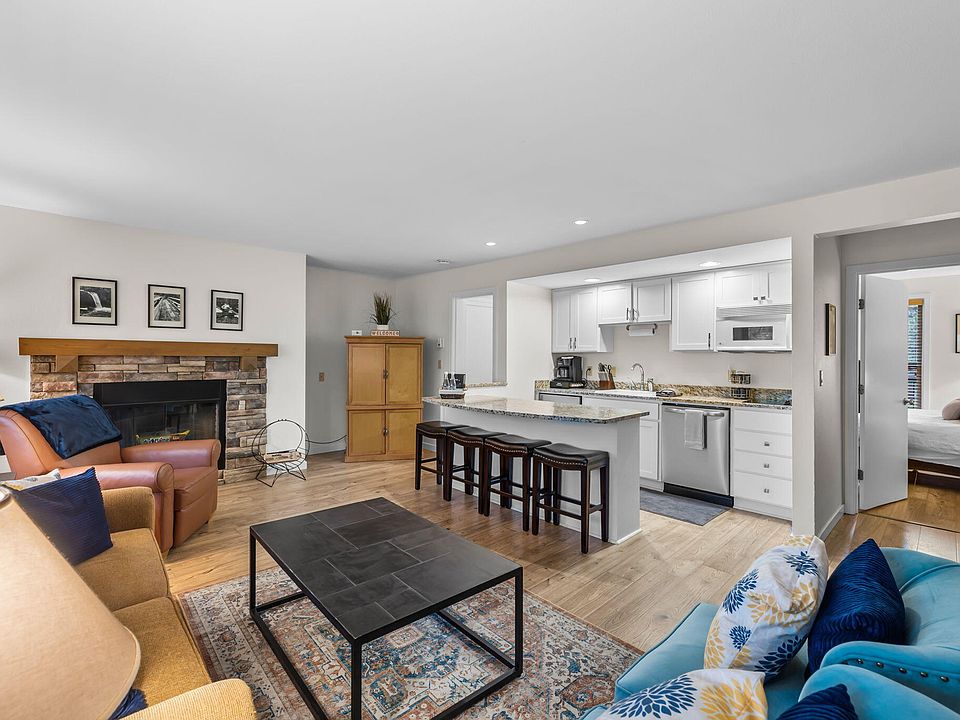 18575 SW Century Dr Bend, OR Zillow Apartments for Rent in Bend