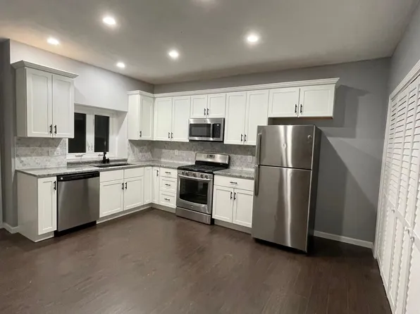 40 John St #1, West Warwick, RI 02893