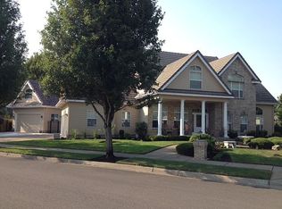 3864 Meadow View Dr, Eugene, OR 97408