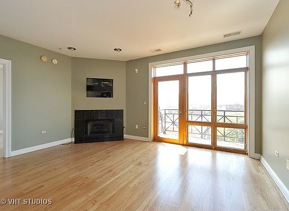 3rd image of 1444 N Orleans St