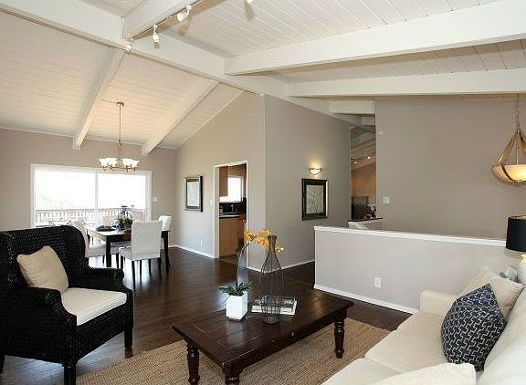 4th image of 3639 Hillcrest Dr