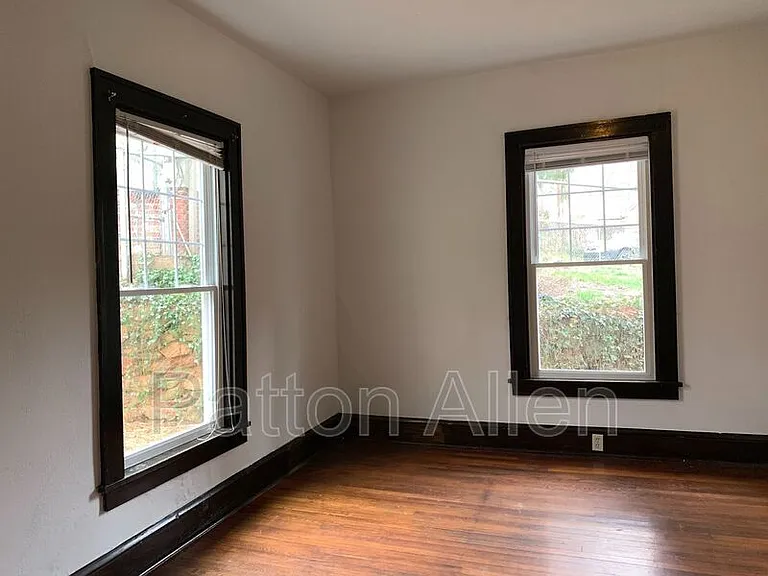 16 Hillside St #A — Photo 15