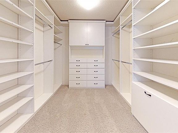 5th image of 8119 Iron Cove Ct