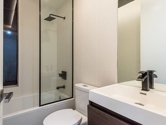 5th image of 87 Montrose Ave #2G