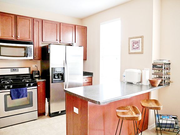 5th image of 3425 Bradbury Cir