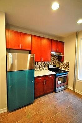5th image of 530 E 22nd St APT 1J