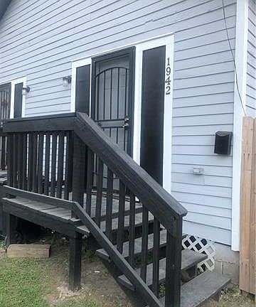 2nd image of 1942 N Johnson St