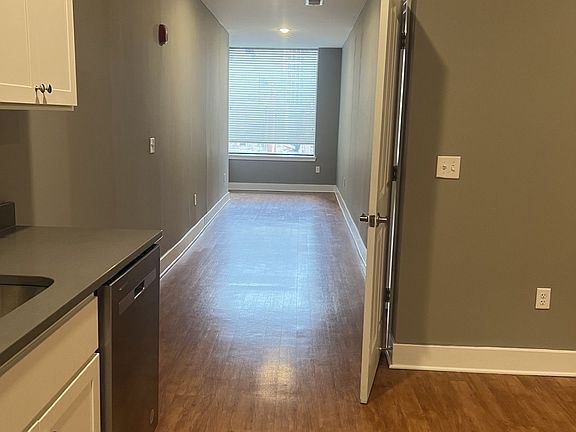 4th image of 300 W Fayette St #216