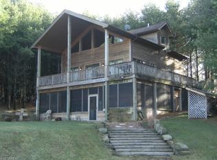 68950 Wintergreen Rd, Lore City, OH 43755