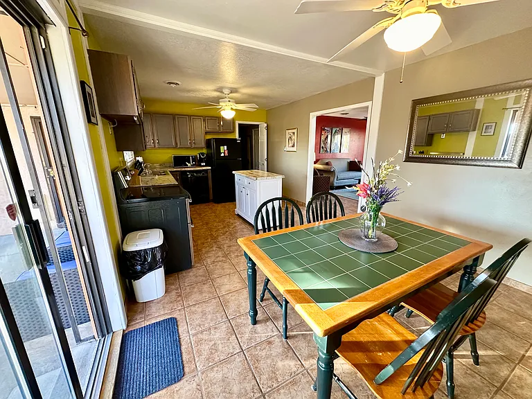 2515 Frances St NE — Photo 5