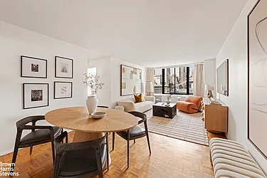 445 Fifth Avenue, #16C