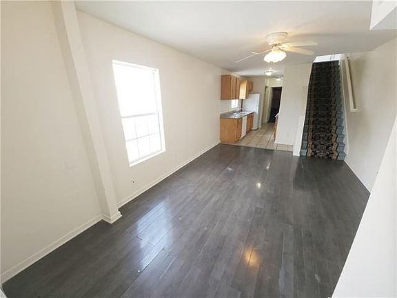 2nd image of 2115 Forstall St