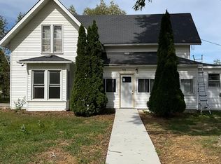 408 6th St, Pepin, WI 54759