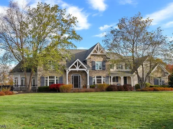 20 Smithfield Rd, Clinton Twp., NJ 08833