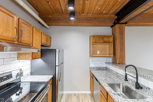 1013F Whiting St #3F Photo 1 1013F Whiting St #3F Photo 1