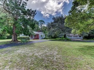 536 Rylane St, De Leon Springs, FL 32130