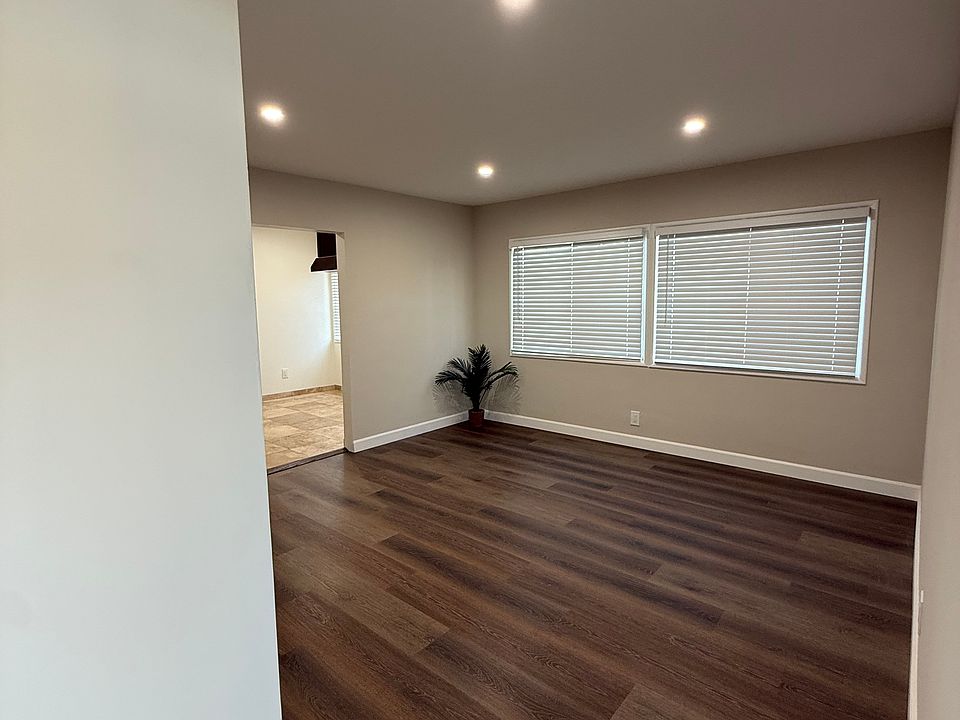 1st image of 4900 W 98th St #1