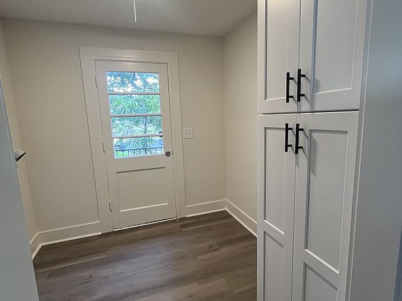 Laundry/utility/mud room