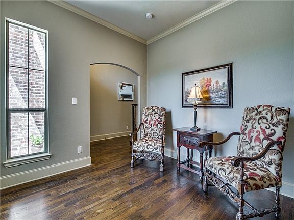4th image of 15646 Atkins Ln