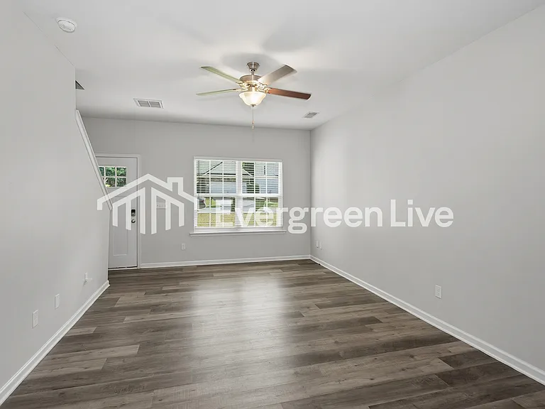 1315 Doby Springs Dr — Photo 7