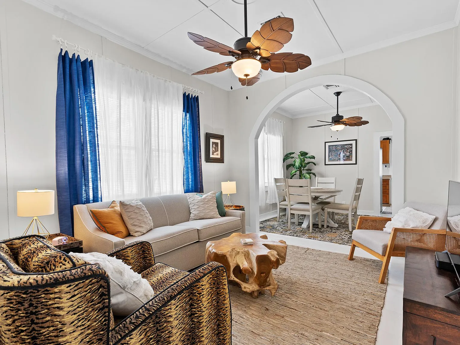 2 bed, 1000 sqft, $6,000 — Photo 4