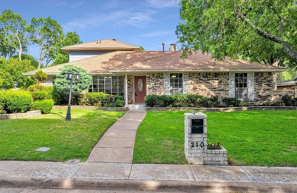 Property main image
