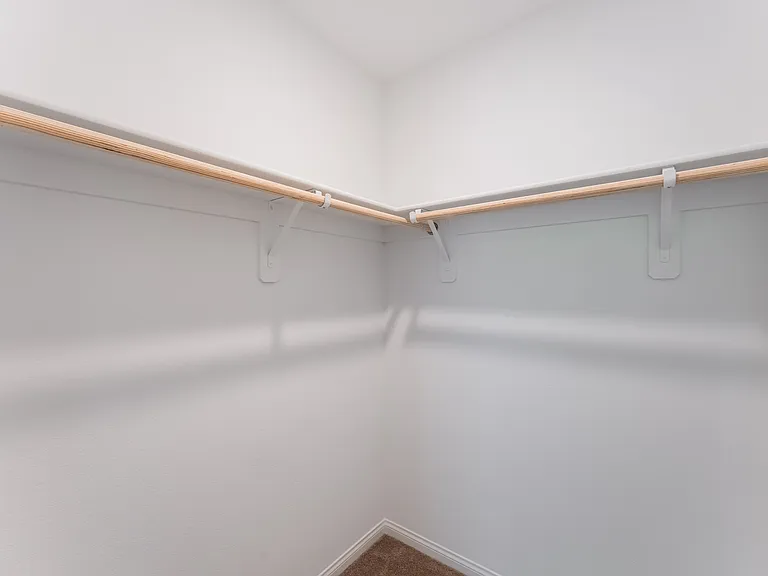 6217 Seastrand St — Photo 33