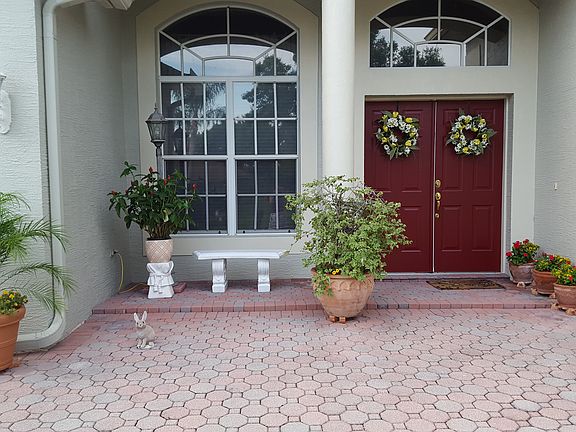 2nd image of 15215 Arbor Hollow Dr
