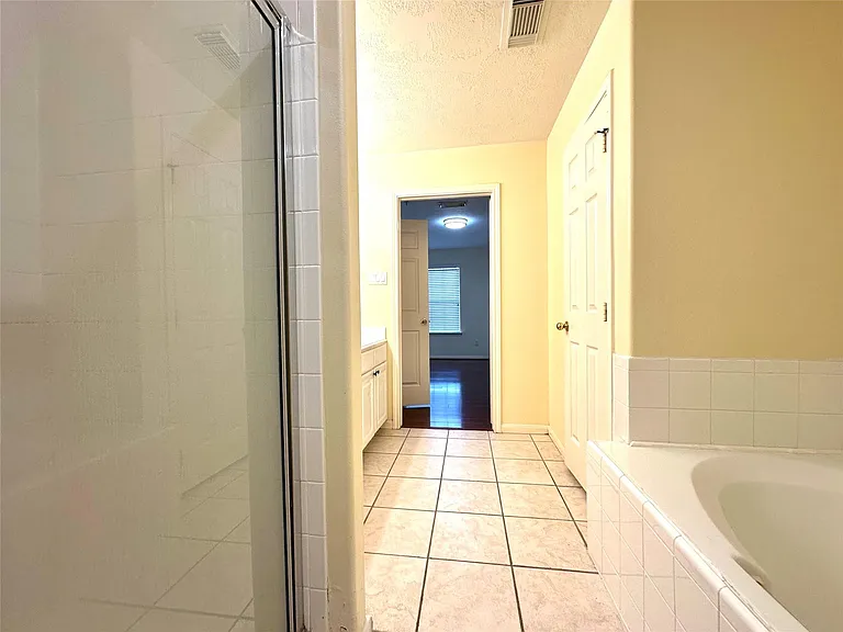 2710 Grants Lake Blvd #L7 — Photo 14