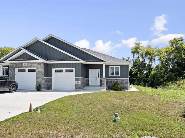 61 Pereira Dr, Essex, ON N0R 1G0