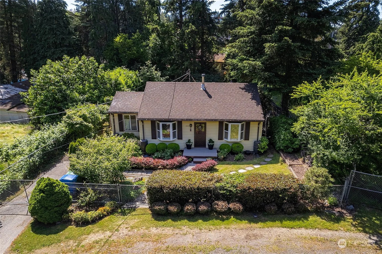 14515 6th Avenue NE photo 1