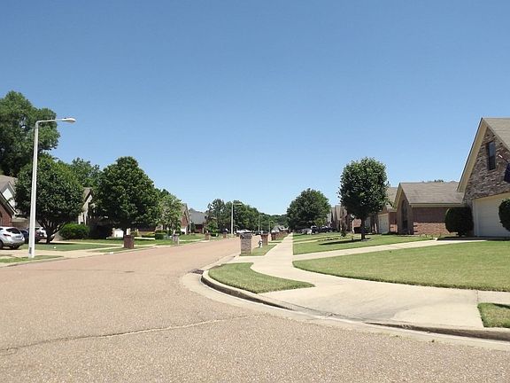 5th image of 7899 Jills Creek Dr