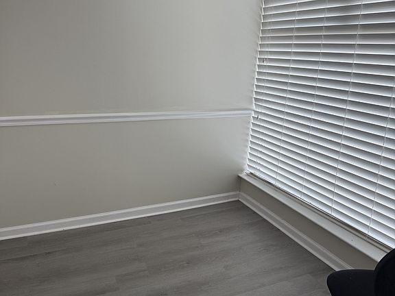 5th image of 1 Britton Pl Ste 2