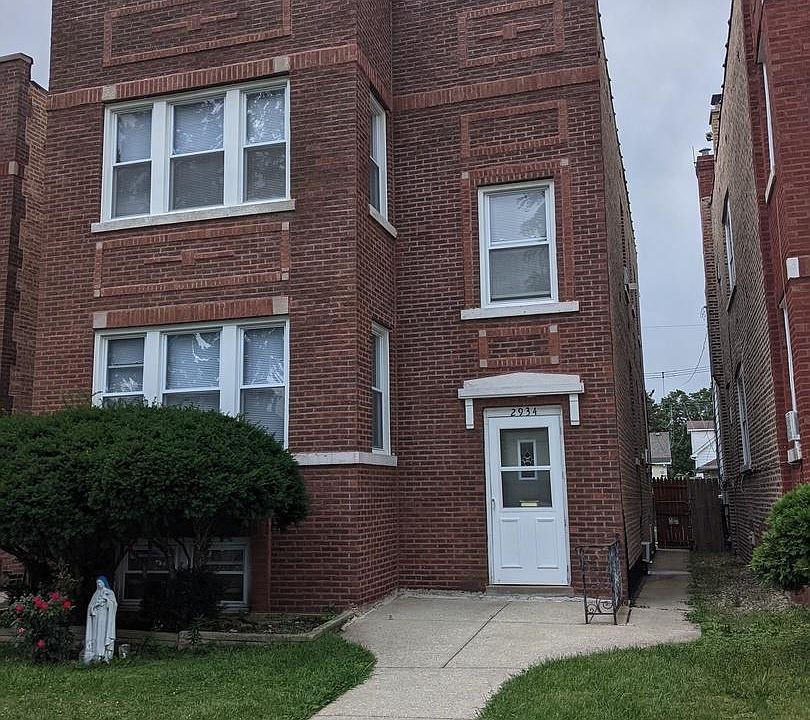 2nd image of 2934 N Menard Ave
