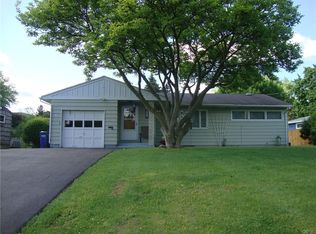 209 Kimberly Dr W, Syracuse, NY 13219