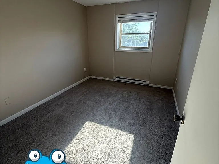 314 4th St NE #10 — Photo 13