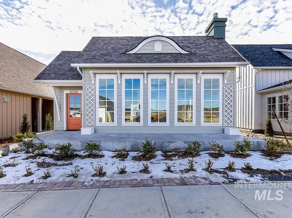 1626 Picotee Cir, Moscow, ID 83843