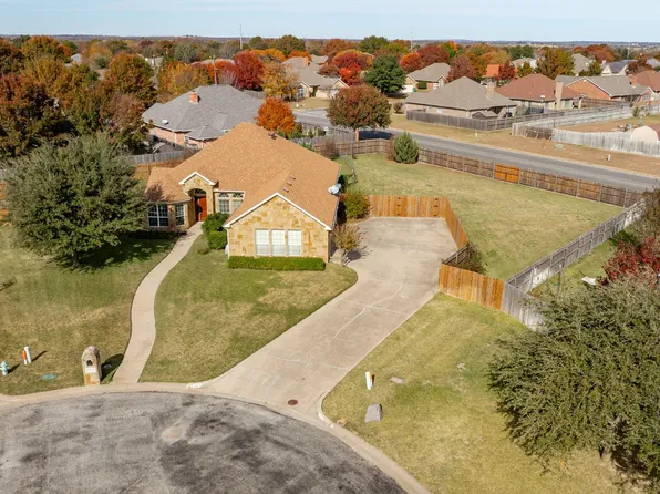 1405 Westwood Ct, Stephenville, TX 76401