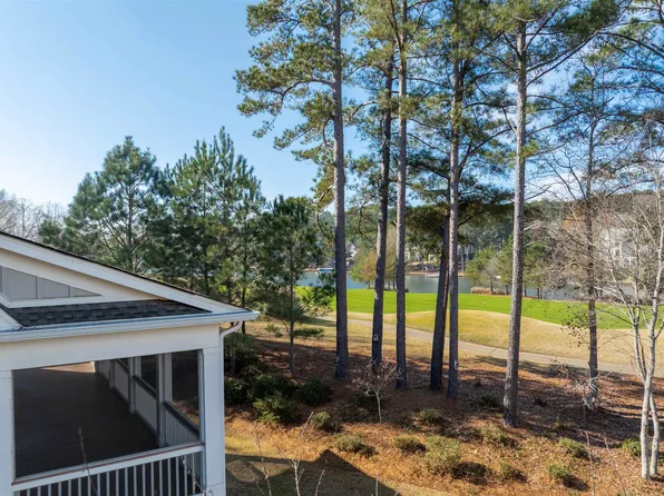 1080 Club Pointe Cir, Greensboro, GA 30642